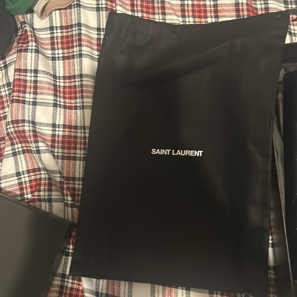 YSL CASSANDRE MATELASSÉ FLAP POUCH IN QUILTED GRAIN DE POUDRE EMBOSSED LEATHER - Picture 3 of 5